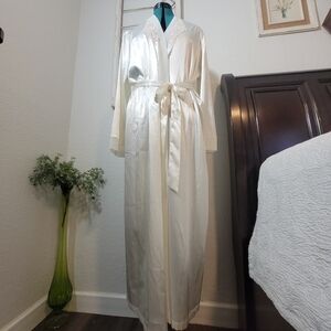 Luciano Dante White Satin Robe with Pink Floral Embroidery Size XL